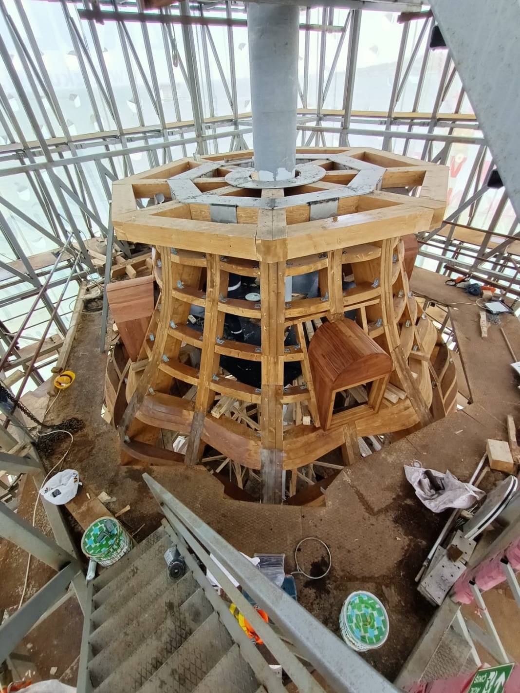 Kız Kulesi darmadağın olmuş! Son hali tartışma konusu oldu, işte restorasyonda son durum... 4